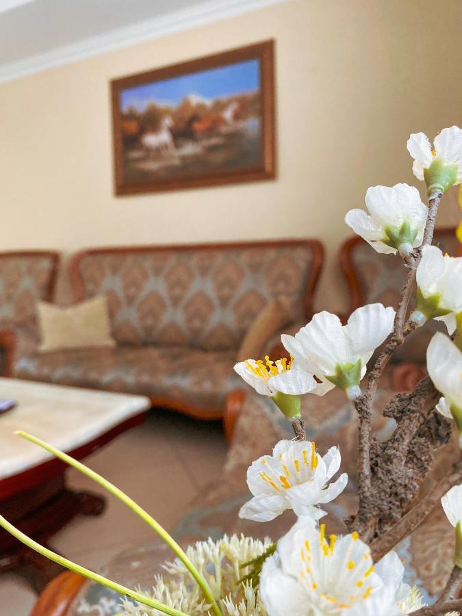 Nomad Hotel Astana Eksteriør bilde