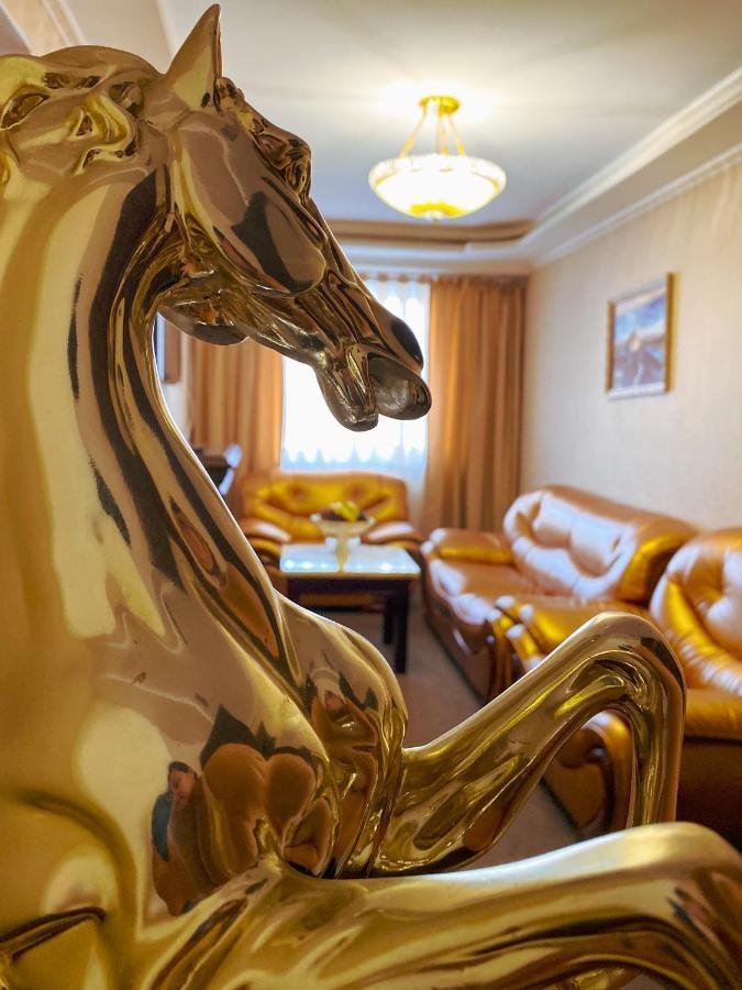 Nomad Hotel Astana Eksteriør bilde